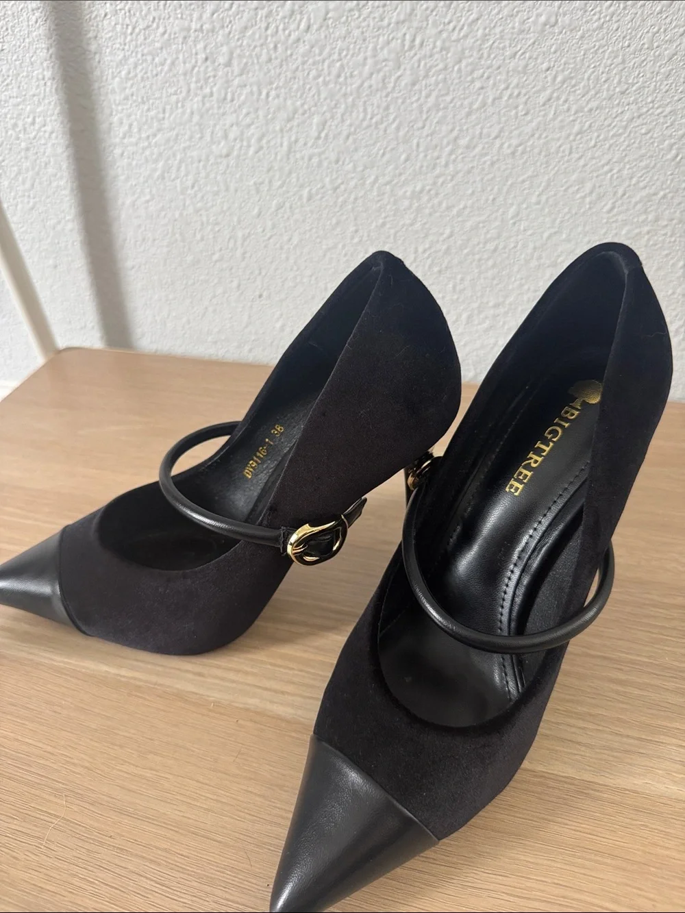Black Pointed Toe Mary Jane Pumps